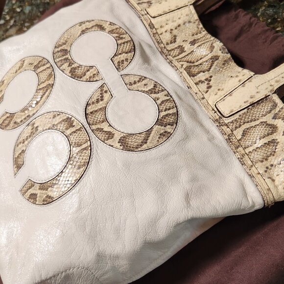 COACH Audrey soft smooth and supple cream leather tote w/snakeskin trim/dustbag - Picture 3 of 15